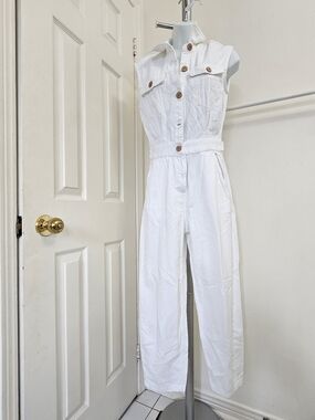 NWT - NEW Zara White Collared Sleeveless Jumpsuit, SZ XS